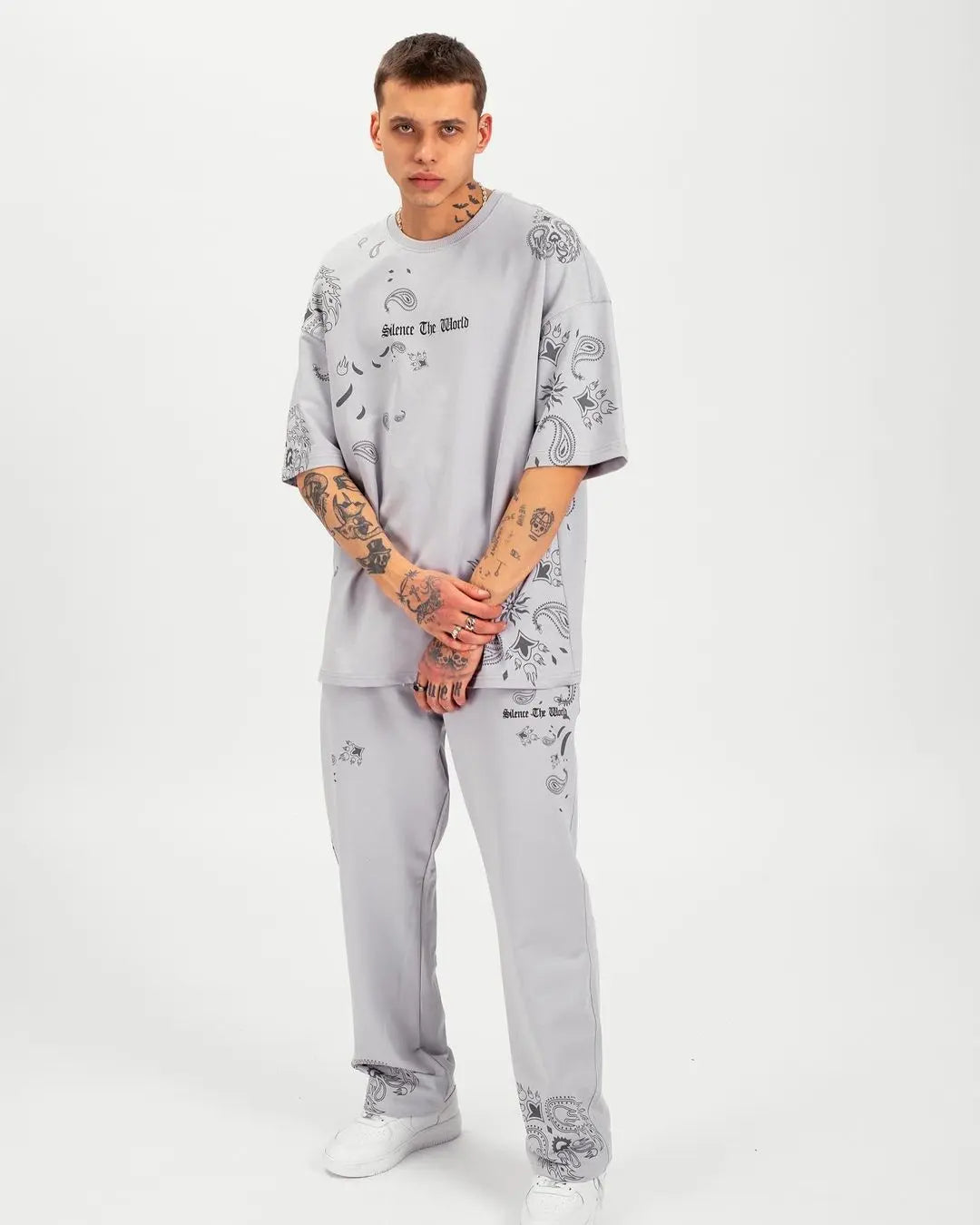 Silence The World Takım