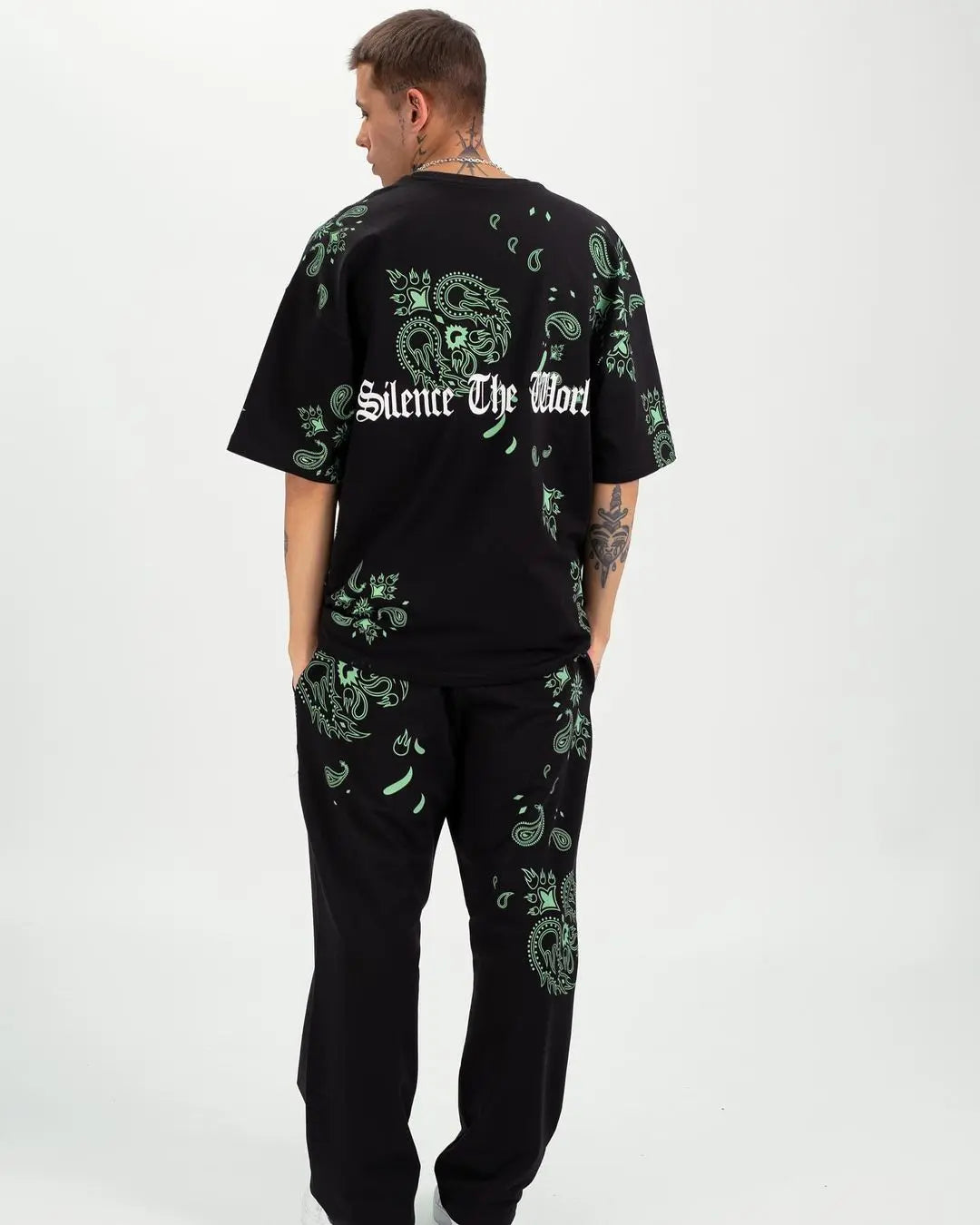 Silence The World Takım