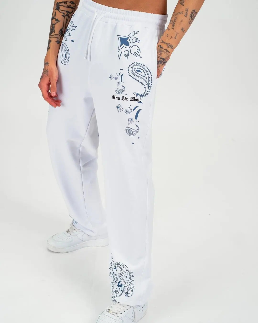 Silence The World Takım